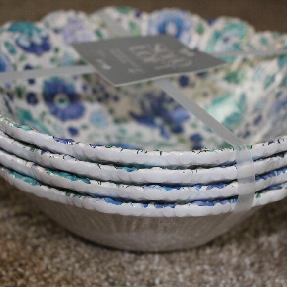 Soho Loft Blue White Flower Floral Scalloped Melamine 8" Soup Bowl Set of 4 NWT - Picture 4 of 5